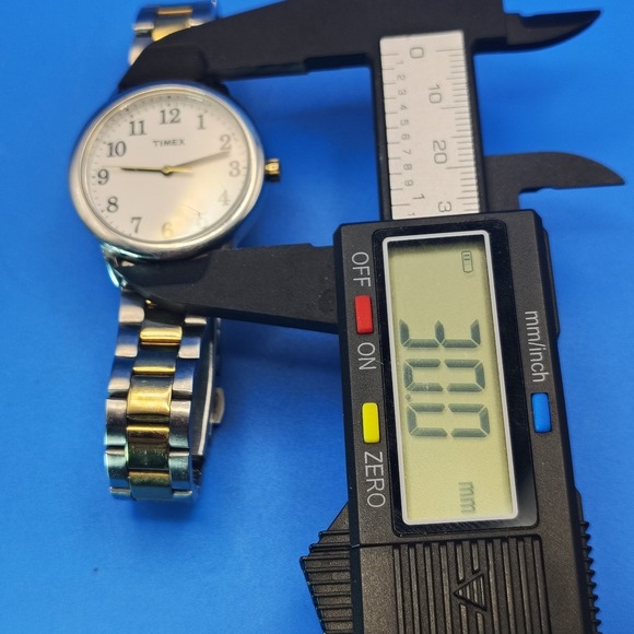 Vintage 2002 Timex Easy Reader Two Tone 25mm Women\'s‎ Quartz Watch SS Bracelet main image 4
